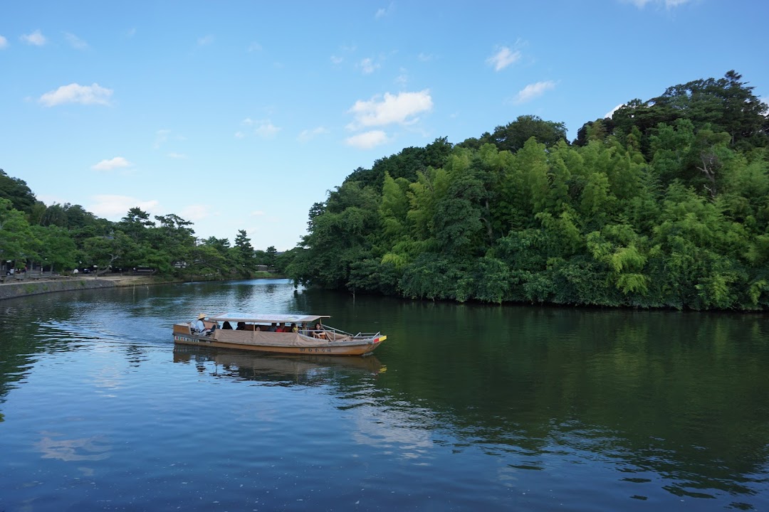 ほりかわゆうらんせん